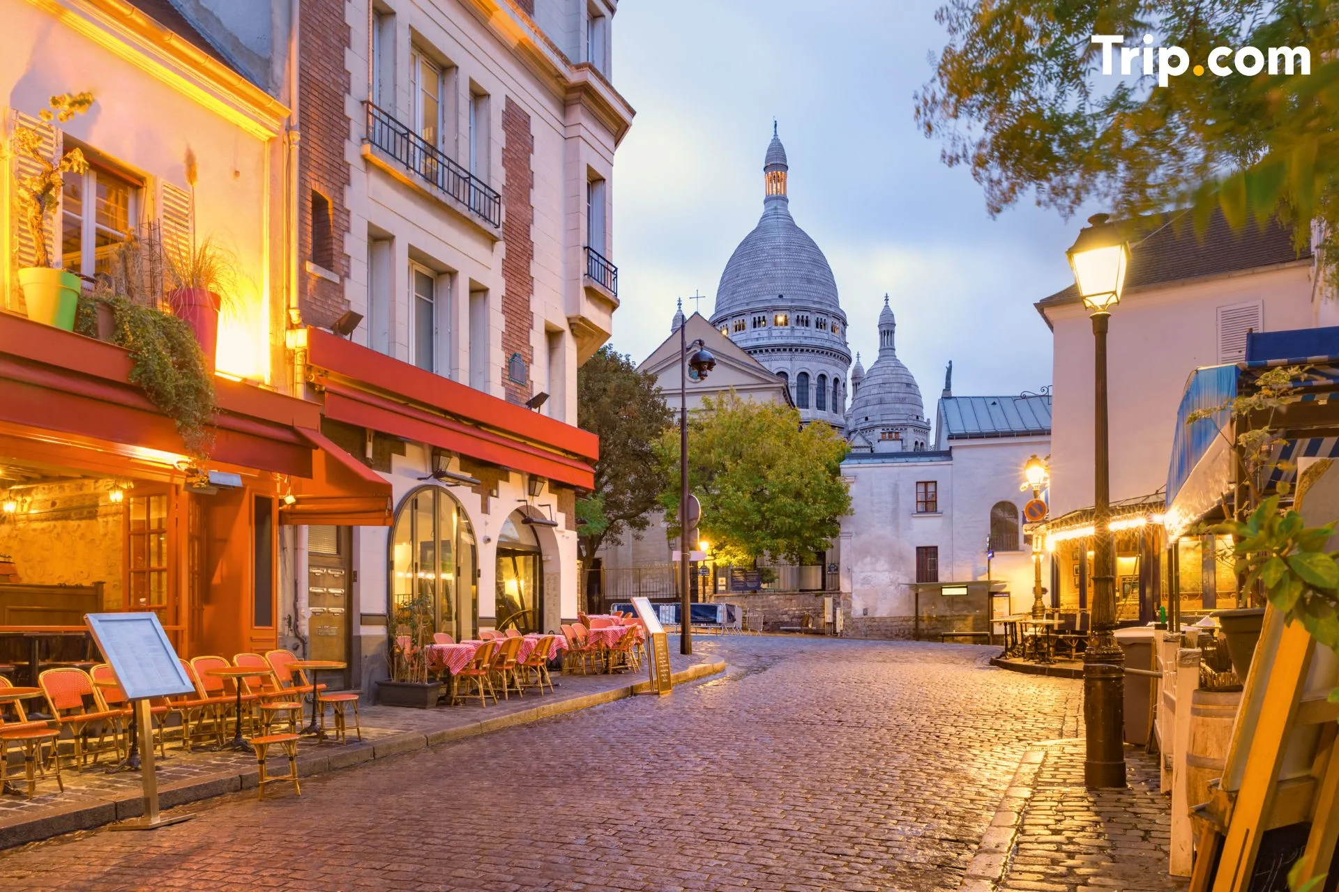 Trip.com-Seeking-Adventure-in-the-City-of-Light-Inside-Image-